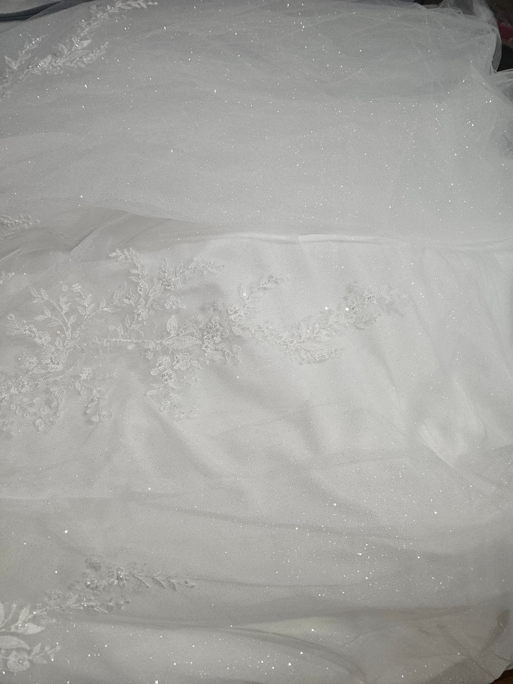 2025 Spring Oleg Cassini Plus Basque Waist Sparkly Wedding Dress
