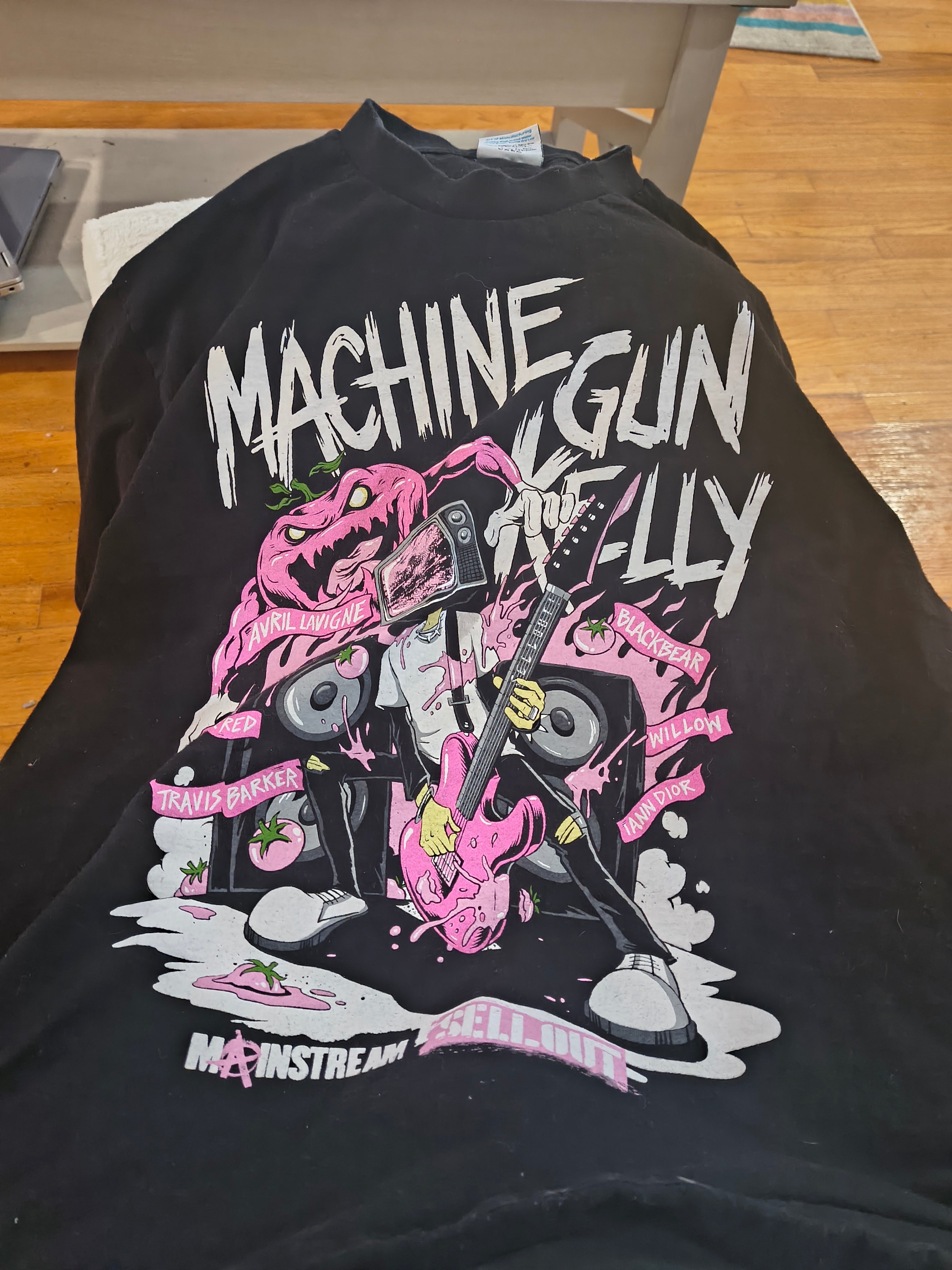 Mainstream Sellout- Concert Tshirt